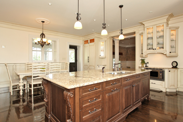 Custom Kitchen Cabinet Design Toronto